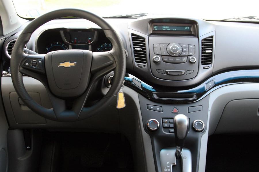  Chevrolet Orlando 2012 года  (фото 28 из 38)